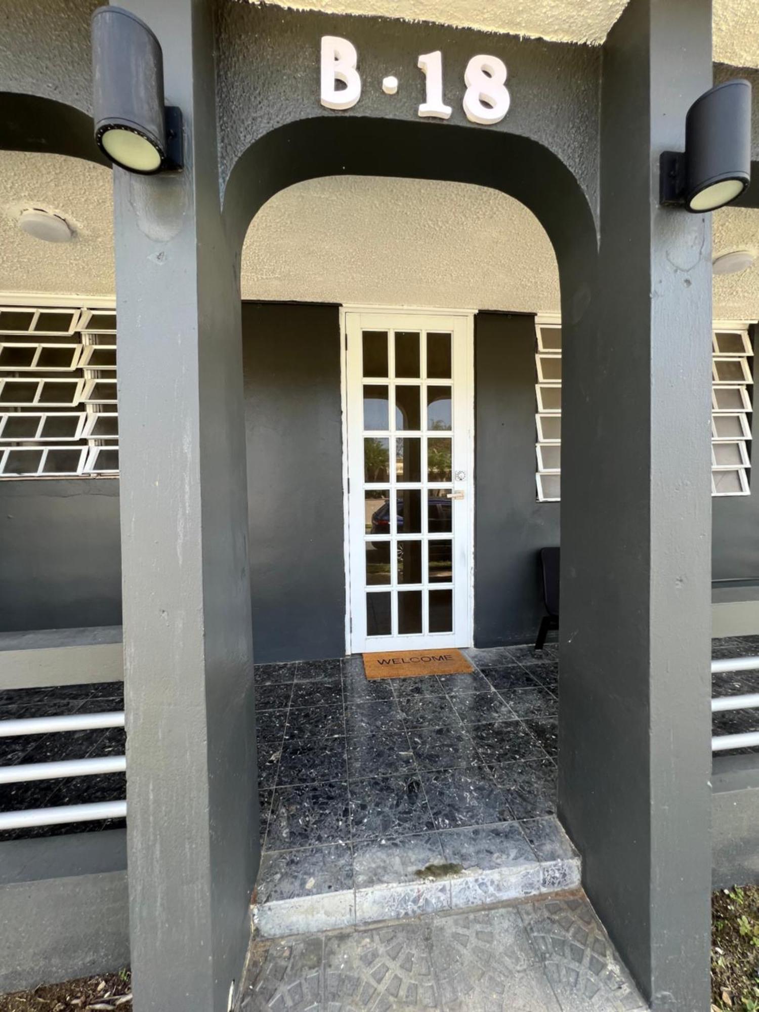 Kasa Metropolis Villa Carolina Exterior photo